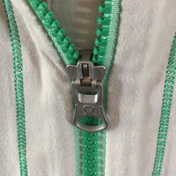 Lululemon jacket - Picture 3 of 7